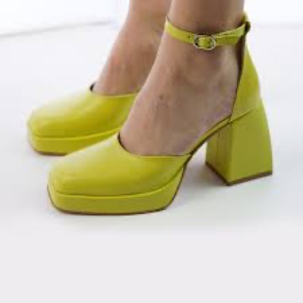 L'INTERVALLE Lime Green Platform Block Heel Ankle-Strap Pumps